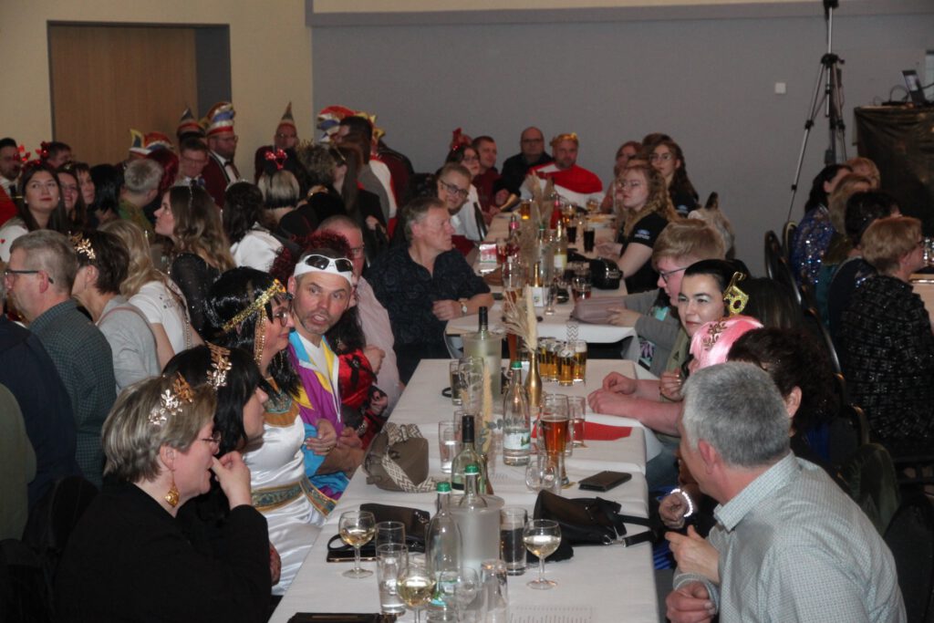 Weiberfasching2025-117
